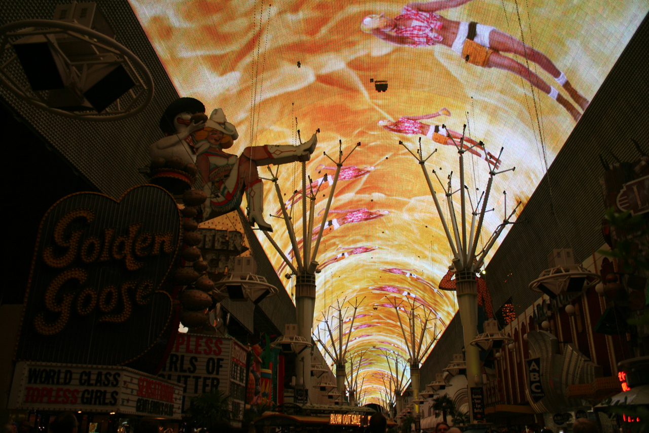 Freemont street9